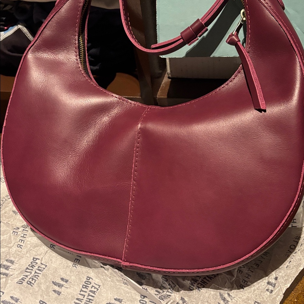 Portland Leather Deep Burgundy (lollipop) Nora Bag - Picture 12 of 12